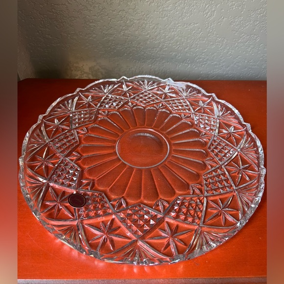 Vintage Hand cut crystal plater - Picture 1 of 6
